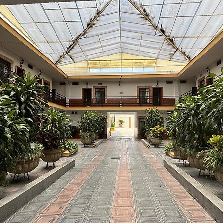 Hotel Las Fuentes Лагос де Морено Екстериор снимка